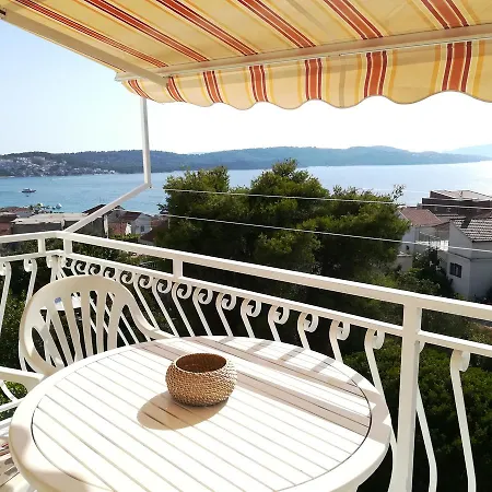 Salvia Apartment *